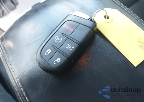 2017 Jeep Grand Cherokee Overland 4X4 from USA, damaged, VIN 1C4RJFCG8HC835645